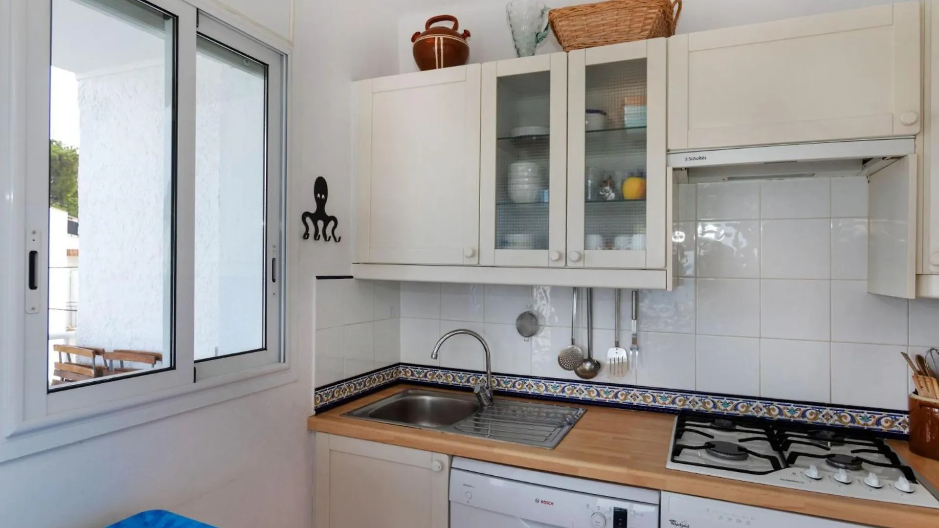 Apartment Graciosa Blanco By Interhome Llança