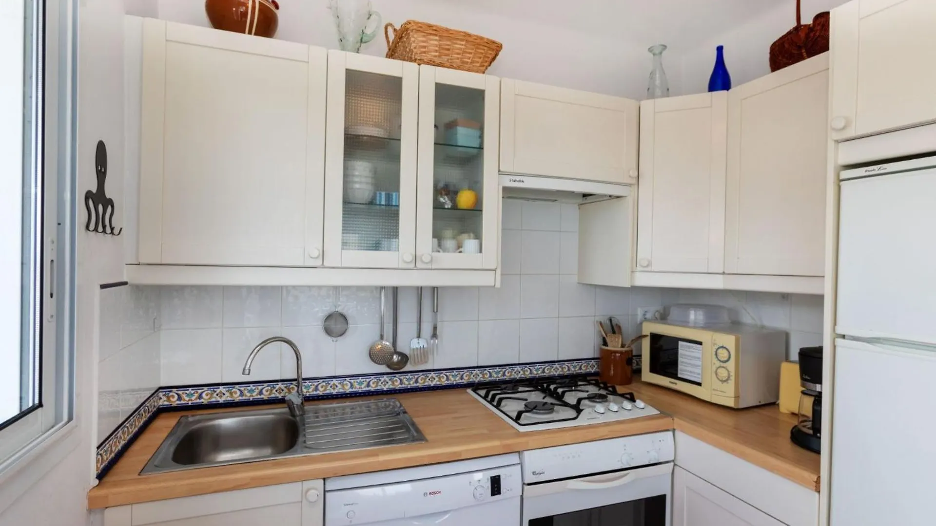 Apartment Graciosa Blanco By Interhome Llança