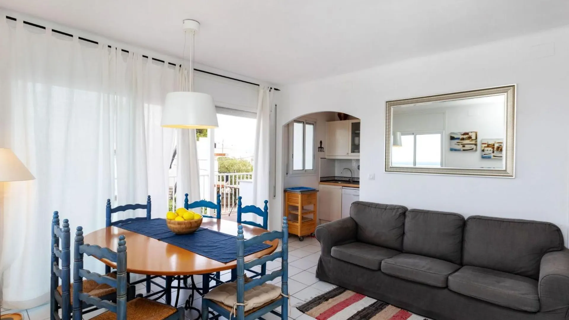 Apartment Graciosa Blanco By Interhome Llança